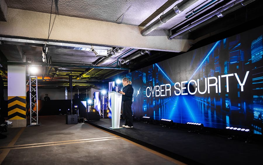 A visual representation of the Ukraine post office cyberattack and server defense.